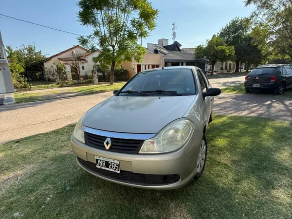 Renault Symbol 1.6 8V