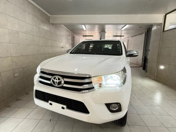 Toyota Hilux SRV 4x4 AT